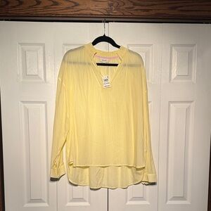 Lightweight Pale Yellow V-Neck Long Sleeve Tunic by a new day